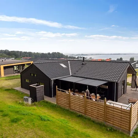 Gunborg - 400m From The Sea By Interhome