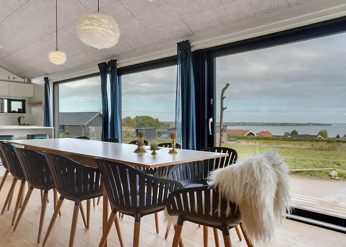 Gunborg - 400m From The Sea By Interhome