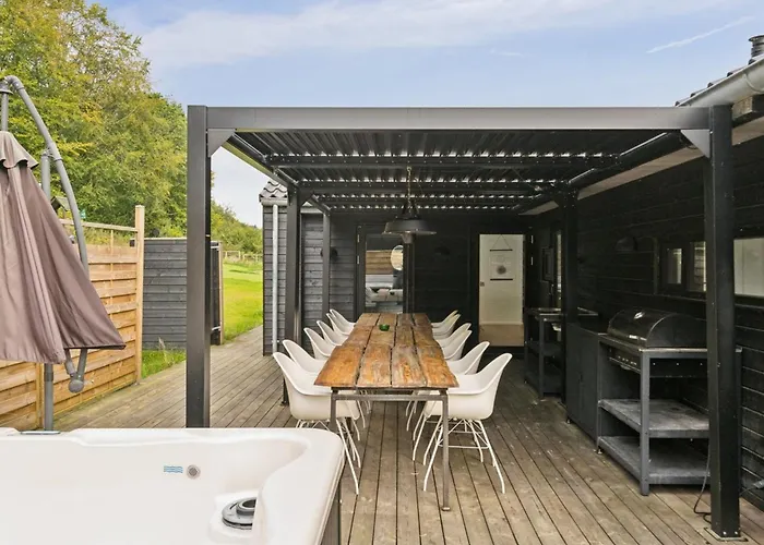 Gunborg - 400m From The Sea By Interhome Nyaraló